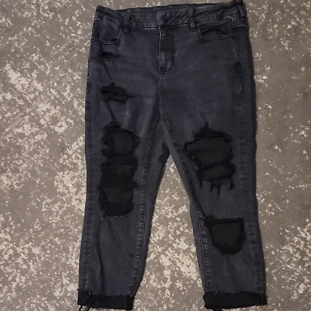 Women's Distressed Black Hi Rise Jegging Crop